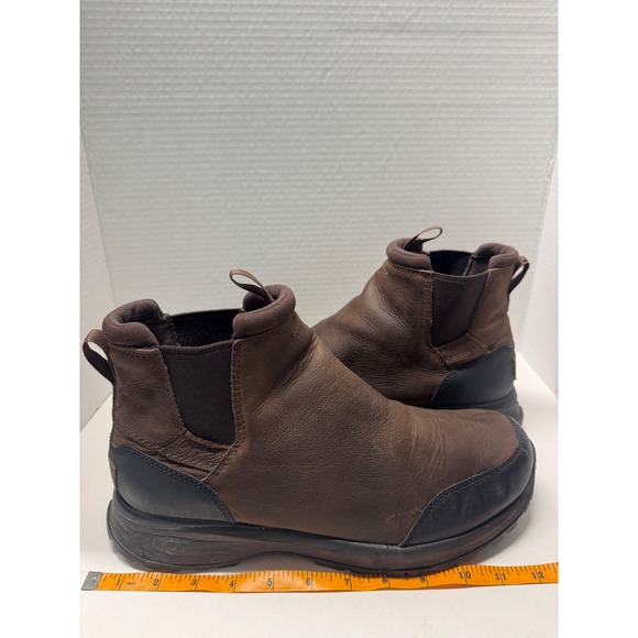 UGG Biltmore Chelsea Boots Mens 12 Stout Brown Leather Waterproof 1121455
